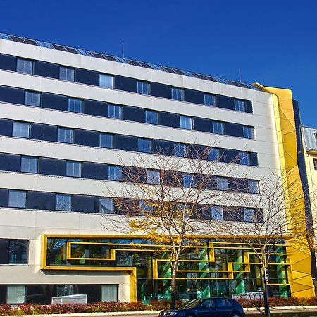 Jugendgaestehaus Brigittenau &Brigittenau Youth Palace ウィーン エクステリア 写真