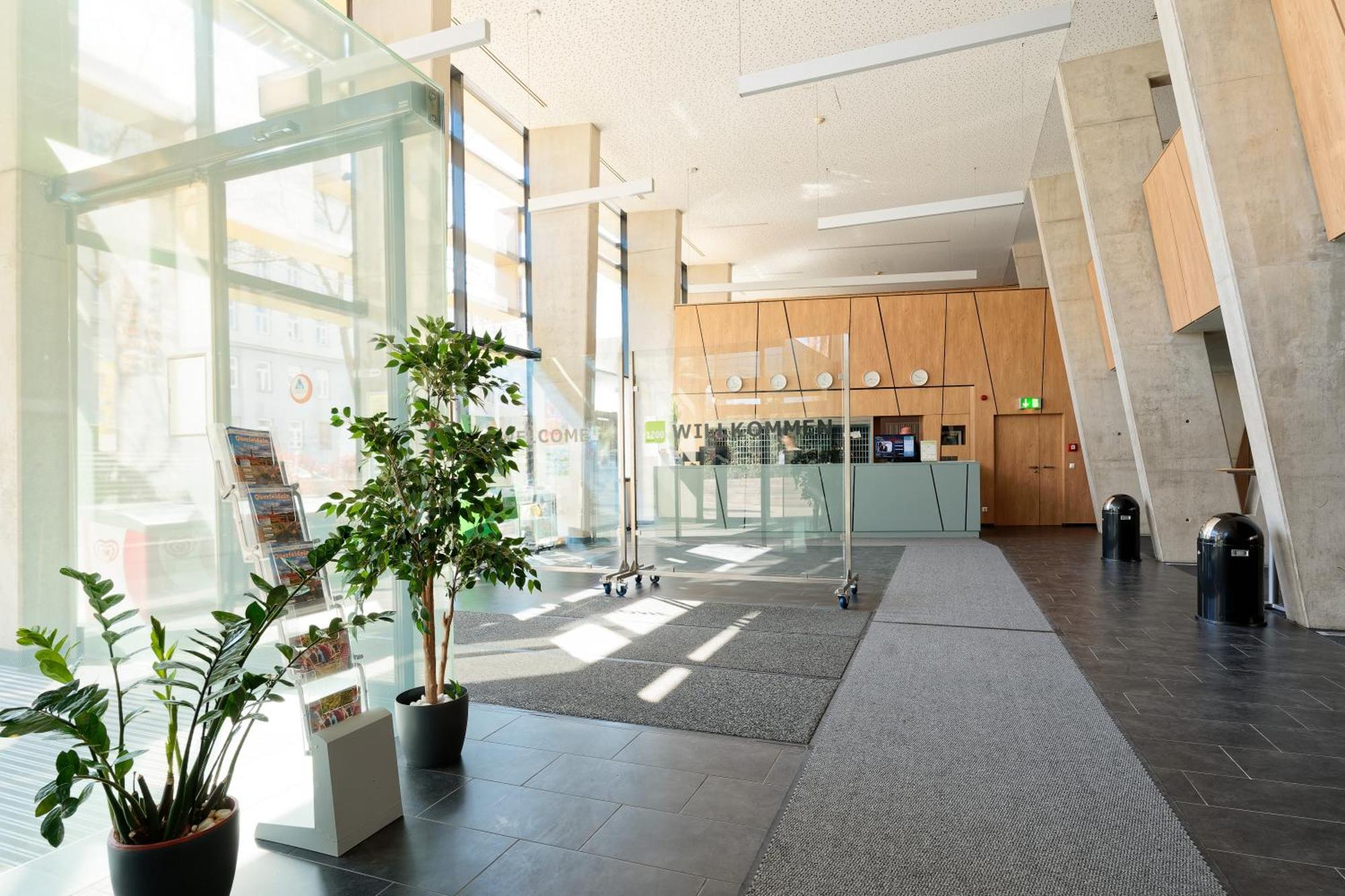 Jugendgaestehaus Brigittenau &Brigittenau Youth Palace ウィーン エクステリア 写真